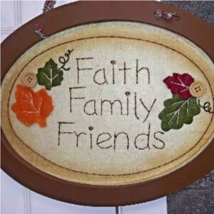 Dan Dee Int. Limited Faith Family Friends Embroidery Stitched Wood Decor  T4